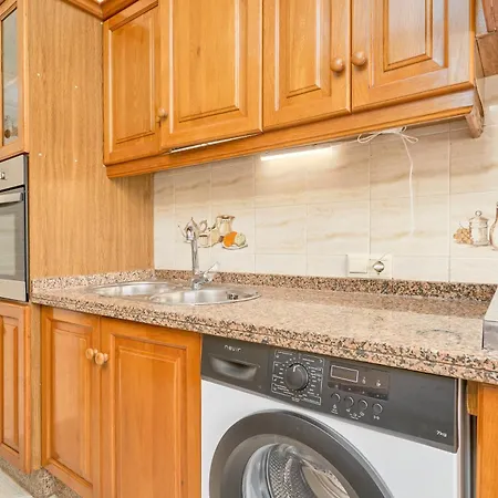 Vivienda Junto A Plaza España Nerja