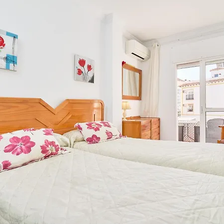 Vivienda Junto A Plaza España * Nerja